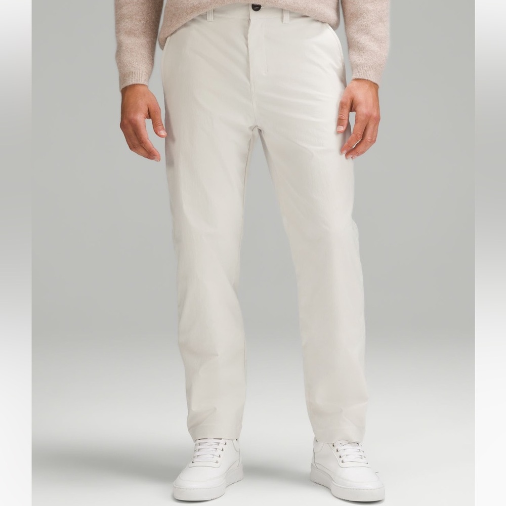 LULULEMON - MEN’S RELAXED TAPERED TROUSERS / COLOR - BONE / SIZE - 30